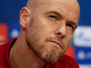 Neemt Ajax afstand van belager Benfica?