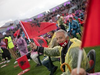 Albanese regeringspartij verzamelt illegaal bijna één miljoen gegevens, ook van Nederlanders