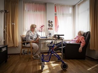 Tweede golf bij verpleeghuizen: 'We zijn er klaar voor, maar zien er niet naar uit'