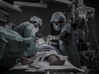 Zes redenen waarom laagopgeleiden vaker aan kanker overlijden dan anderen