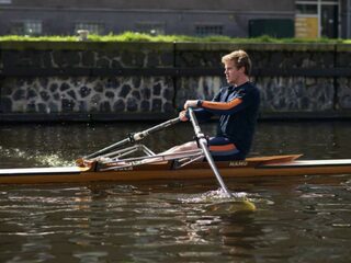 Camiel (24) roeit voor meer openheid over zelfmoordgedachten