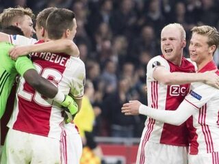 Commentator Jeroen Elshoff blikt vooruit op Ajax - Schalke 04