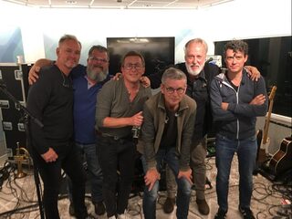 Rowwen Hèze gaat Voorwaartsch met hun nieuwe album