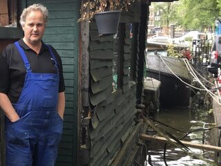 Het geheim van de oudste woonboot van Amsterdam