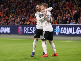 Nederlands Elftal in laatste minuut verslagen door Duitsers