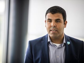 FNV: Prijzen in supermarkt kunnen omhoog voor loon vakkenvuller