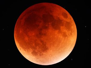 Tips om de totale maansverduistering niet te missen