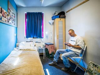 Plannen voor daklozenwoningen belanden te vaak in ijskast