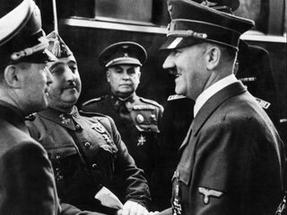 Autobiografie Hitler uit 1923 voor het eerst uit onder eigen naam