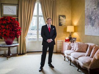 Terug naar de eerste kersttoespraak op tv: 'Nederland was er laat bij'