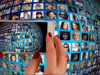 'WOMEN Inc. vertelt kletsverhaal over vrouwen in de media'