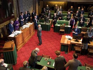 Podcast De Dag: hoe onafhankelijk zijn onze senatoren?