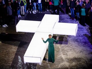 EO-directeur roept mensen op om hun favoriete Passion-liedje in te sturen