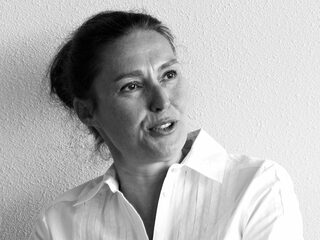 Weggestuurde Binnenhof-architect Ellen van Loon kan eindelijk vrijuit spreken