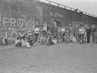 Zihni Özdil: 'De Provo's hebben ervoor gezorgd dat wij vandaag de dag hier in Nederland vrij kunnen demonstreren'