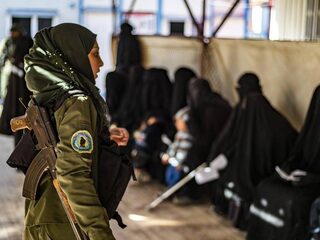 Koerden gaan buitenlandse IS-strijders berechten: 'Een daad van protest'