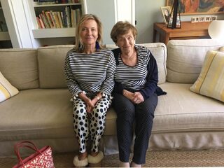 Podcast De Dag: Als je je moeder uit het verpleeghuis haalt