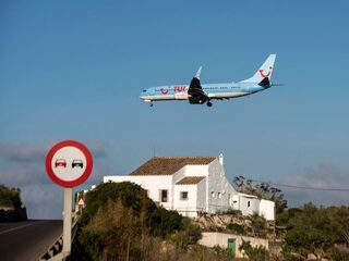 Oranje reisadviezen nieuwe dreun voor reisorganisaties: 'Water staat boven het hoofd'