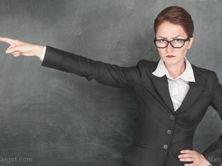 De vrouwelijke professor als tirannieke feeks