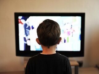 Stand.nl: Kinderen moeten beter beschermd worden tegen reclame