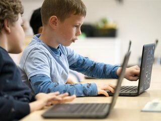 Stand.nl: 'Kinderen moeten beter beschermd worden tegen de risico’s van sociale media'