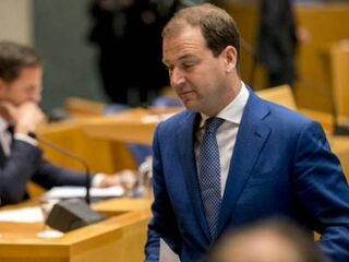 Rutte wacht zwaar debat, 'hij moet met ongelooflijk goed verhaal komen'