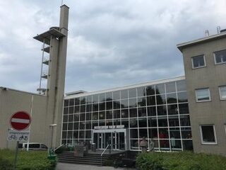 100 jaar Mediastad: Vroege Vogels viert feest in ‘Hillywood’