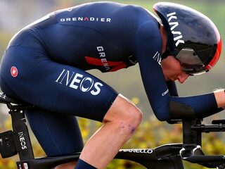 Geoghegan Hart wint tweestrijd om eindzege Giro, Kelderman derde