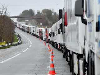 Truckers betuigen steun aan gearresteerde vrachtwagenchauffeur Grays