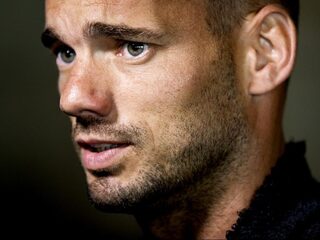 Jansma maakt zich zorgen over Wesley Sneijder: 'Hij heeft te maken met het zwarte gat'
