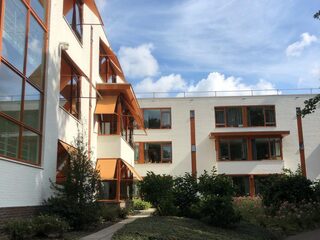 Een halfjaar na de lockdown: Verpleeghuis De Wijngaard heeft de deuren voorzichtig open