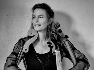 Sanne de Graaf is verslaafd aan haar eeuwenoude cello: 'Het wordt onderdeel van je lijf'