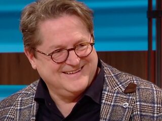 Andreas Voss tempert verwachtingen over Moderna-vaccin: 'Uitrollen duurt lang'