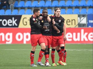 Ahmad Mendes Moreira wint debatprijs van de maand