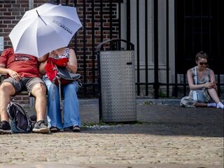 40 graden in Volkel en meer treinen naar Zandvoort