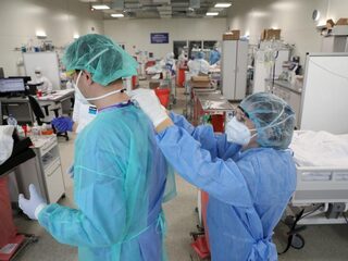 IC-verpleegkundige Christel is doodop: 'Het kost me veel kruim op dit moment'