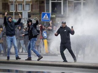 Podcast De Dag: de agressie tegen de pers in Nederland