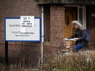 Wat is de impact van de vijf dagen bedenktijd op de beslissing voor abortus?