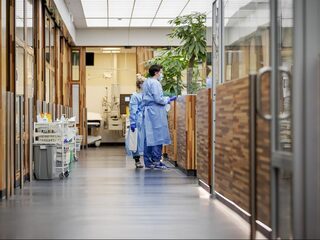 Onverwacht nieuwe coronabesmettingen in ziekenhuis Harderwijk