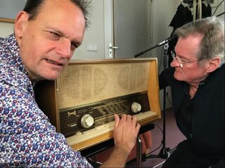 Radiopraatjes om het volk te stichten