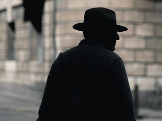 Undercover opnemen: 'Infiltranten worden regelmatig in de onderbroek gezet'