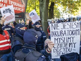 Women on Waves legt zich niet neer bij strenge Poolse abortuswet