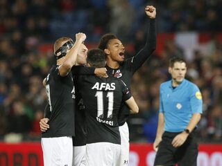 AZ geeft Feyenoord klop