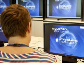 Europol: 241 misbruikte kinderen door nauwe samenwerking opgespoord