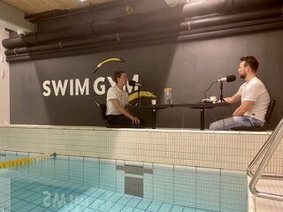 Zodra Femke Heemskerk een fontein ziet, wil ze het water in