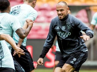 Ajax wacht letterlijk en figuurlijk heet avondje bij PAOK
