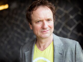 Van Galileo tot Elon Musk: Hoe ruimtevaart ons beeld van de aarde verandert