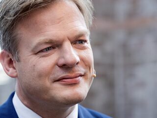 ‘Kom met speciale ministerspost voor Pieter Omtzigt om vertrouwen in overheid te herstellen’