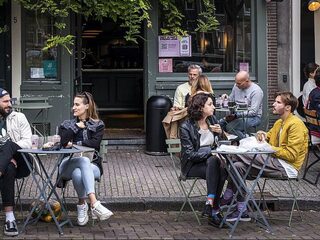 'Virologisch gezien is het mogelijk om de terrassen te openen'