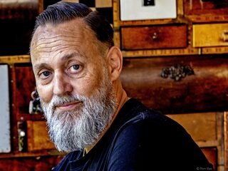 Hugo Borst: 'Bij Ajax en Feyenoord maken ze tegenwoordig zelf hun gelikte media'